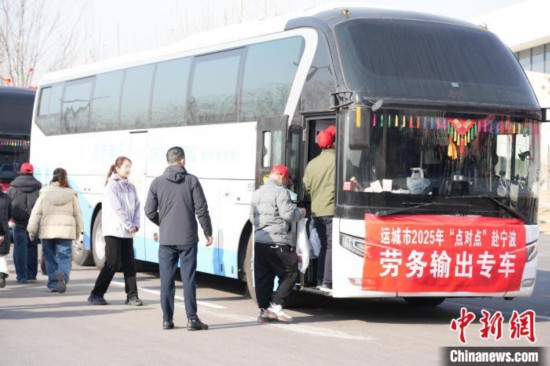 為提升服務(wù)精準(zhǔn)度，活動(dòng)期間特別開展定點(diǎn)勞務(wù)輸出服務(wù)。 解凱光 攝